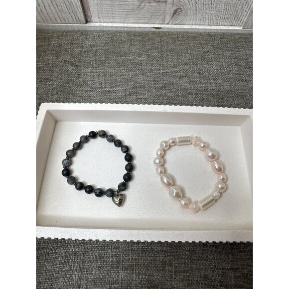 Set Of 2 Stretch Bracelets With Pearl Like & Black Beads Womens Fashion - Picture 1 of 3